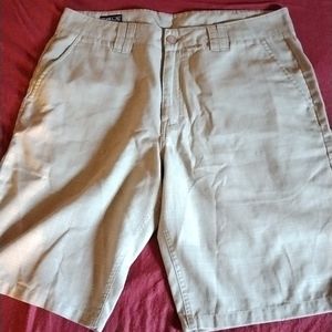 O'NEIL tan plaid relaxed fit shorts